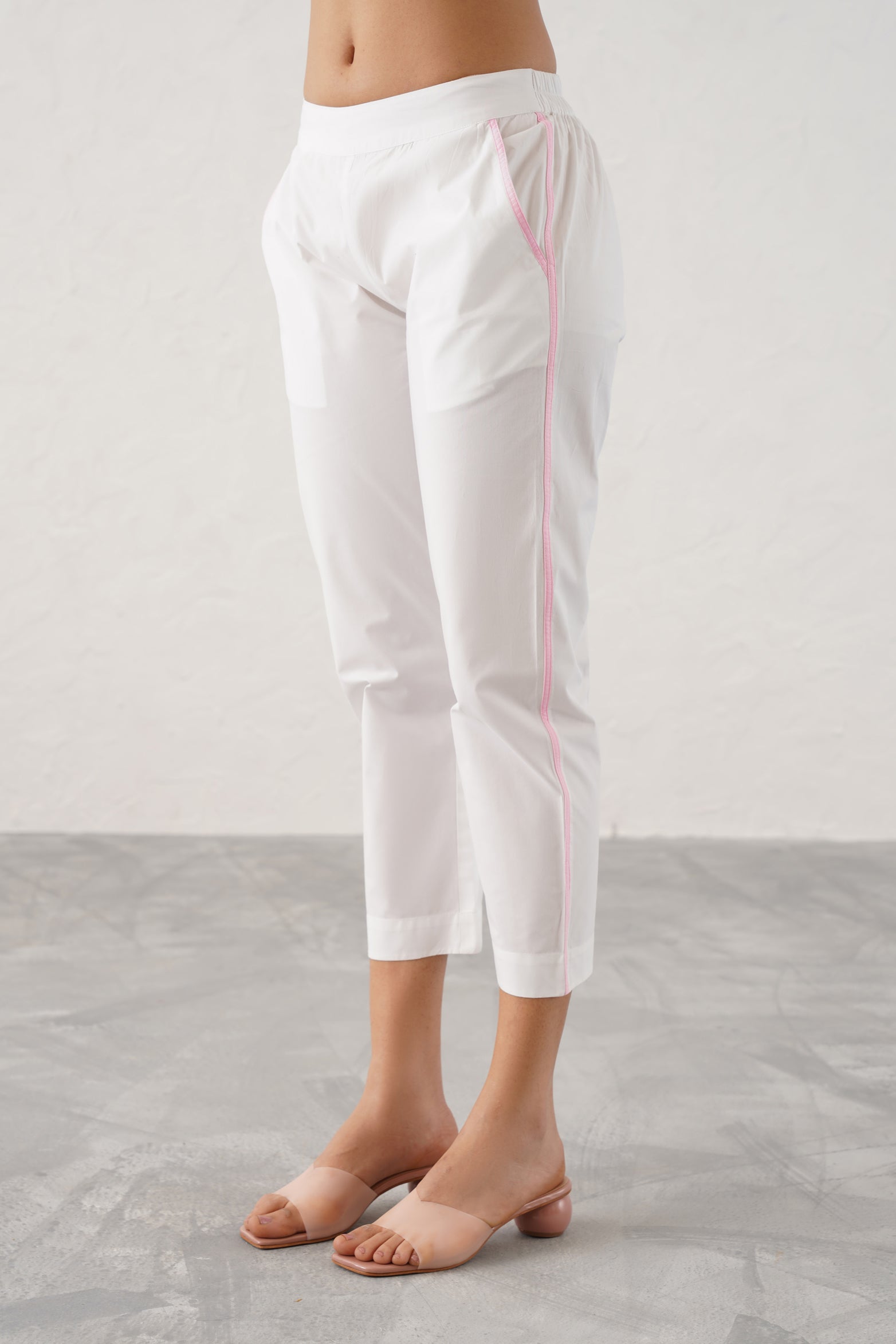 Sophia Embroidered Pant