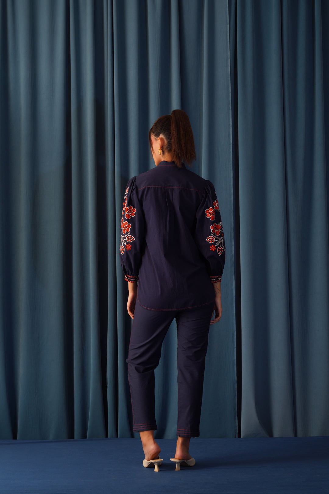 Daisy Embroidered Cotton Blouse