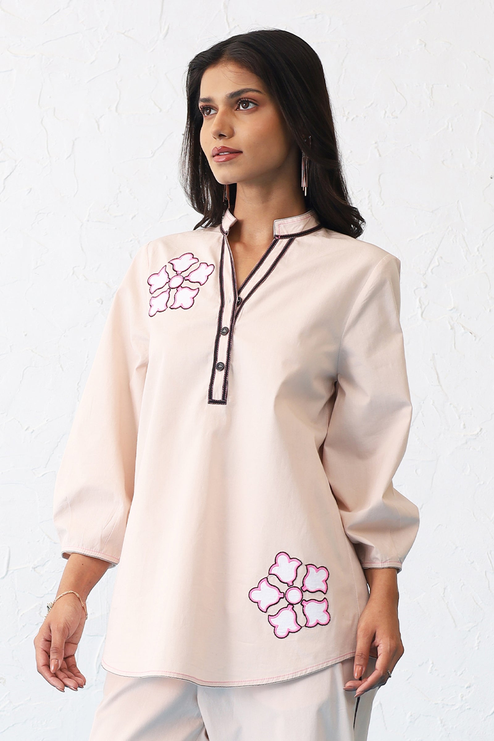 Itzel Top