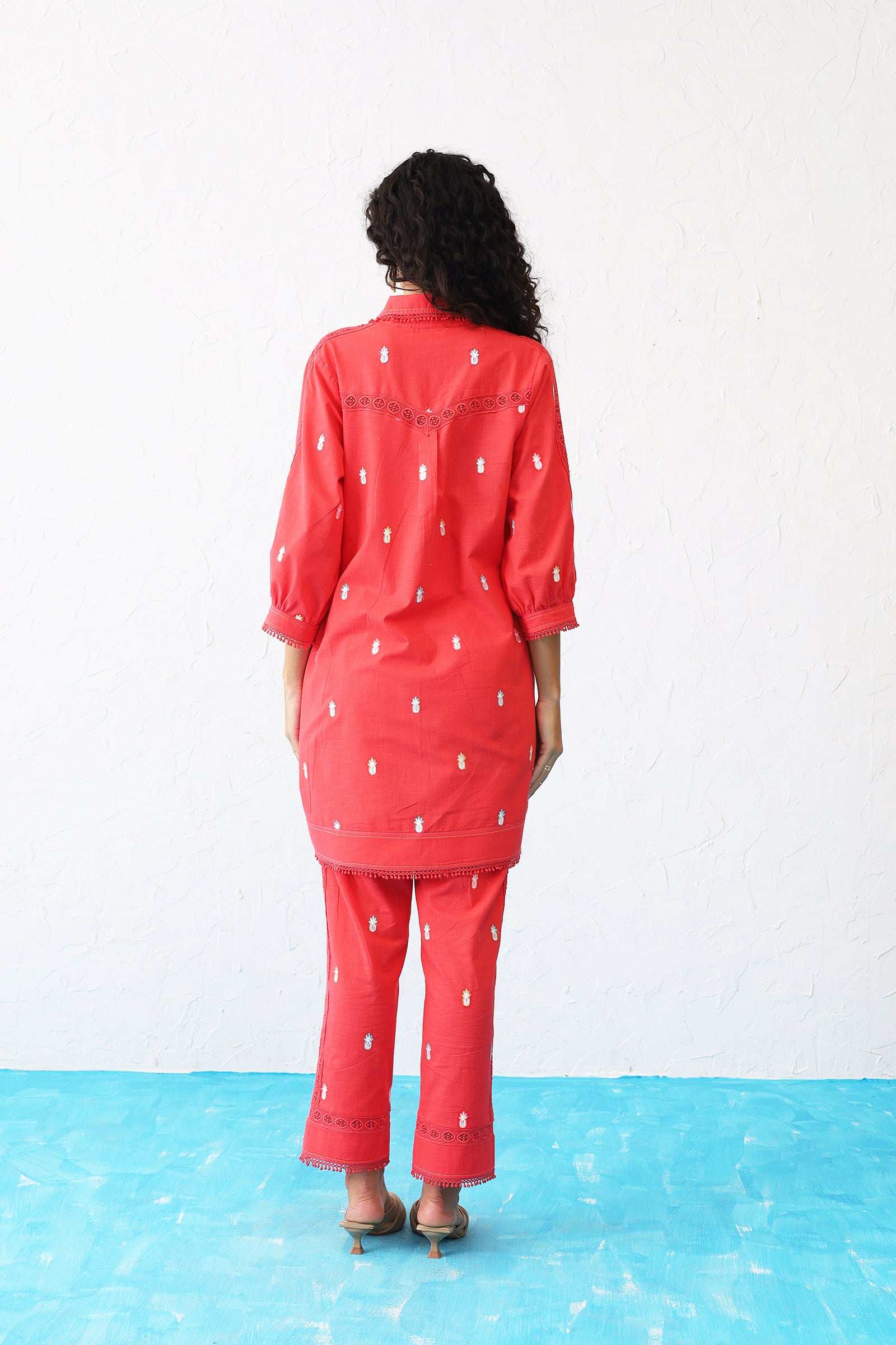 Lucy Pant