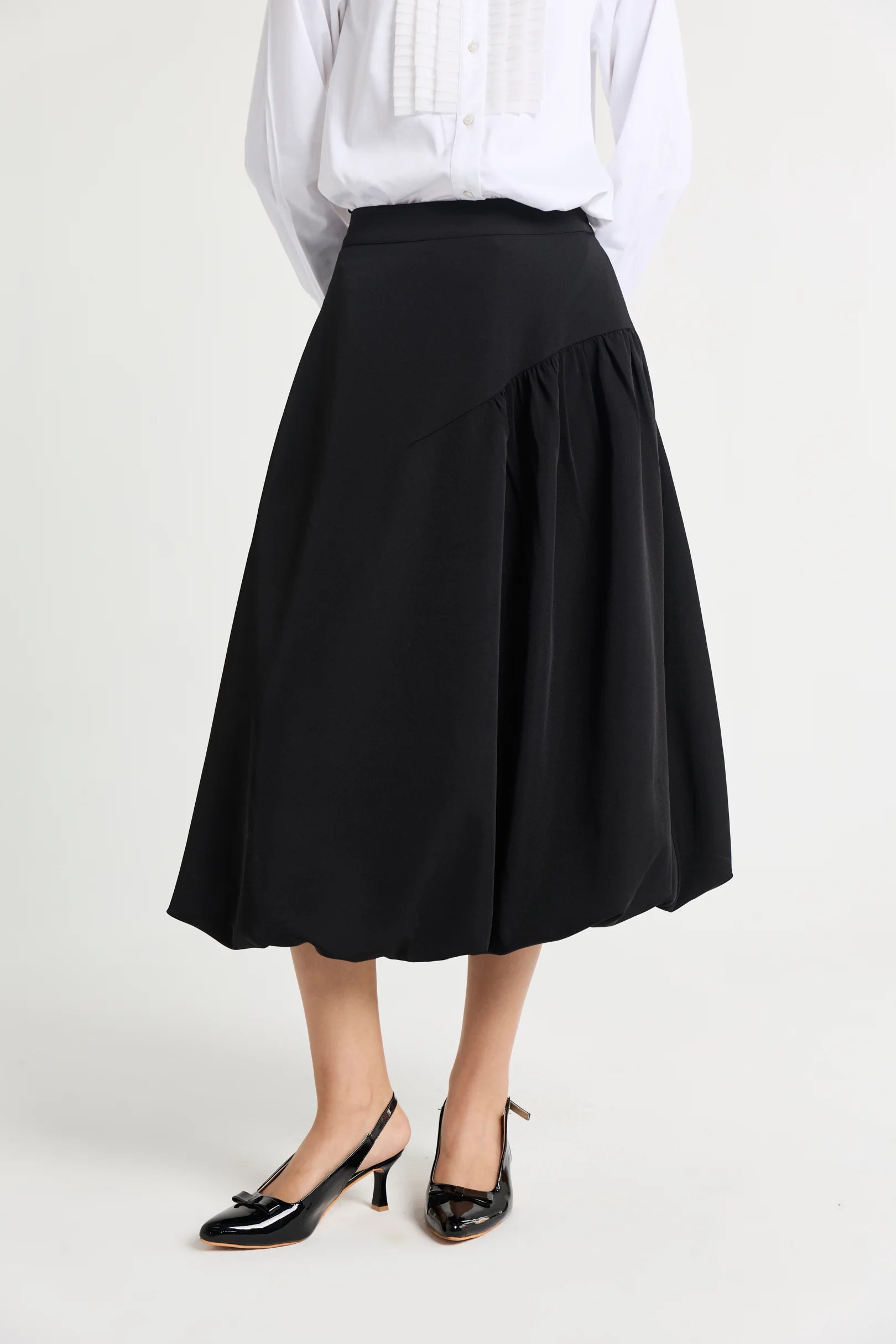 Julie_Skirt_2.webp