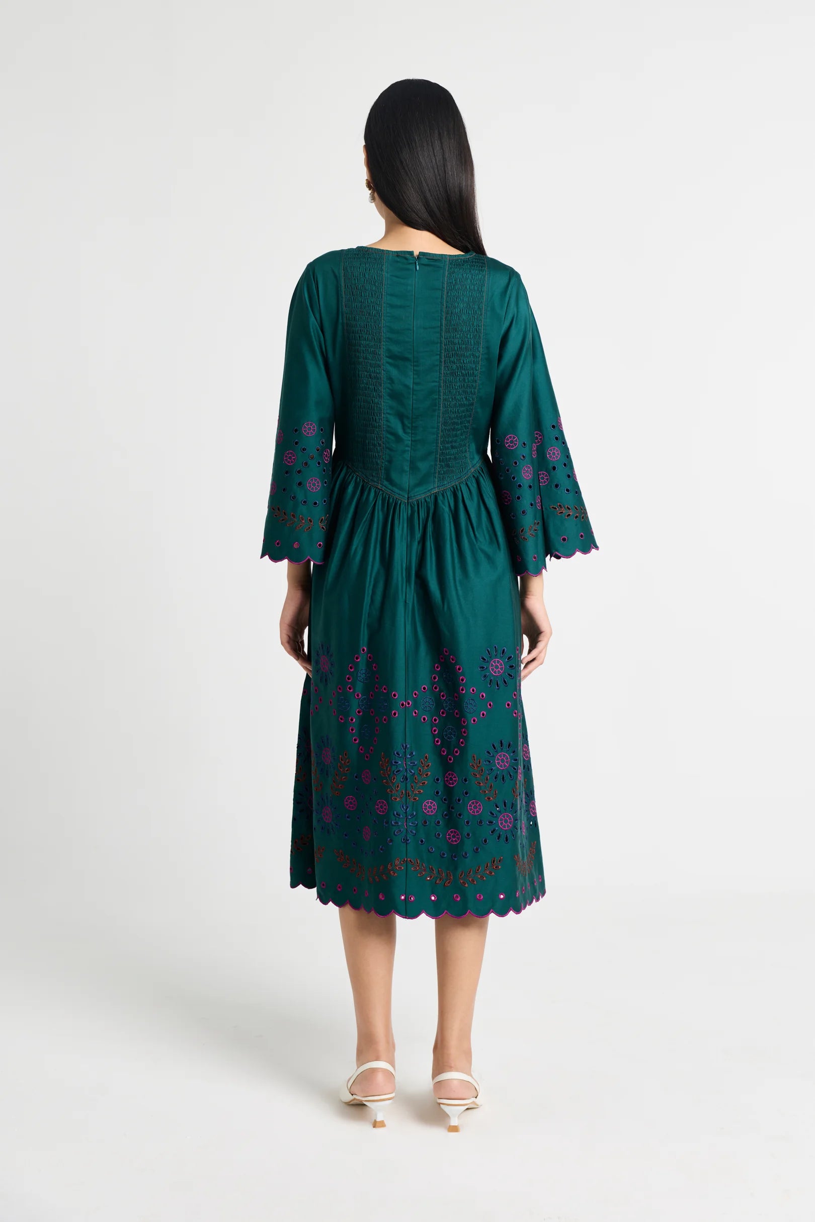 Samira_Dress_4.webp